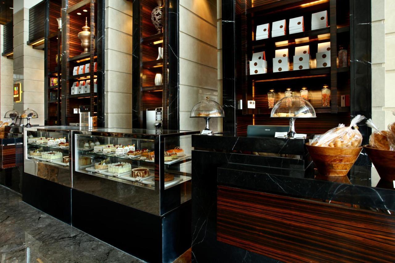 Crowne Plaza New Delhi Rohini By Ihg Hotel Buitenkant foto