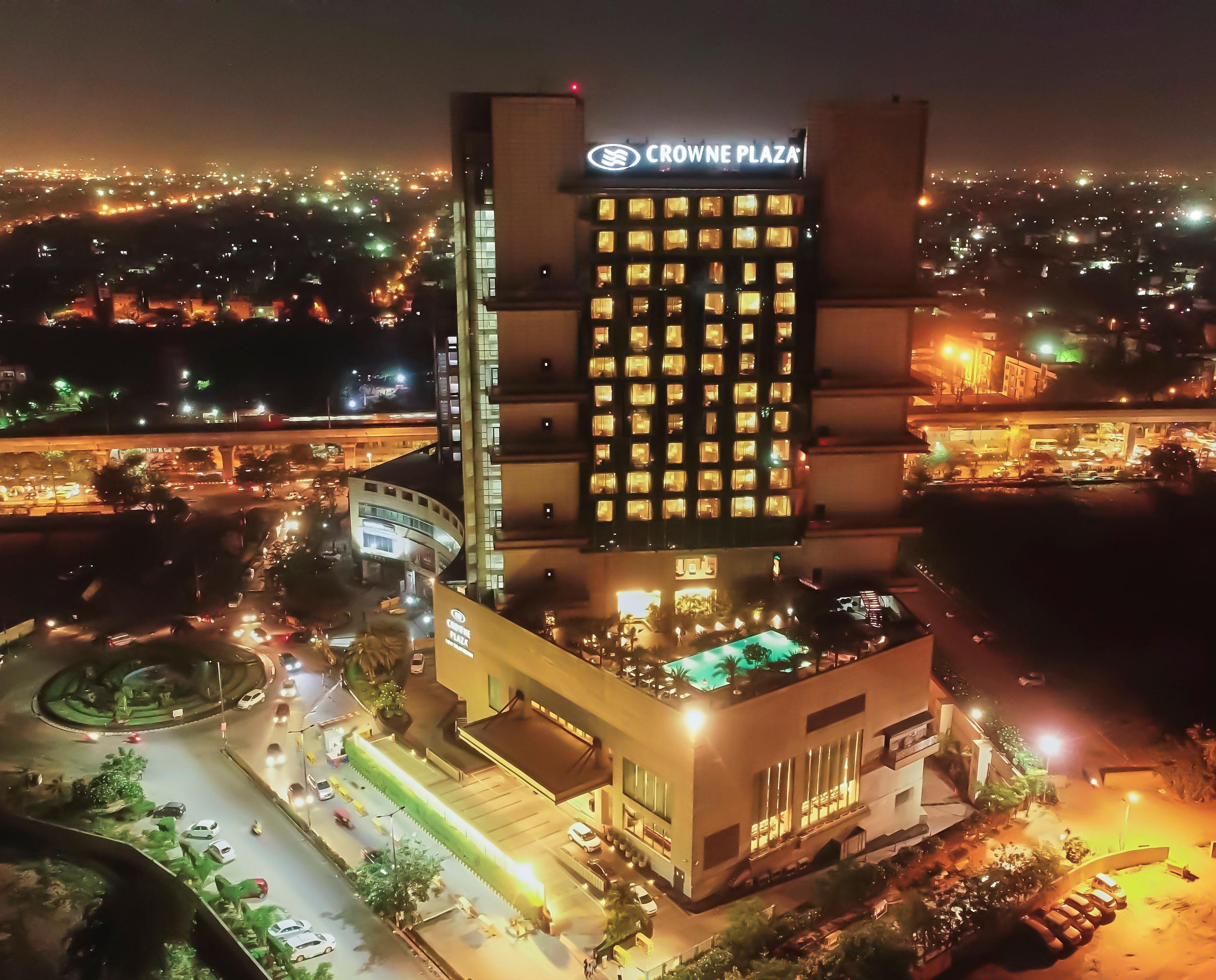Crowne Plaza New Delhi Rohini By Ihg Hotel Buitenkant foto