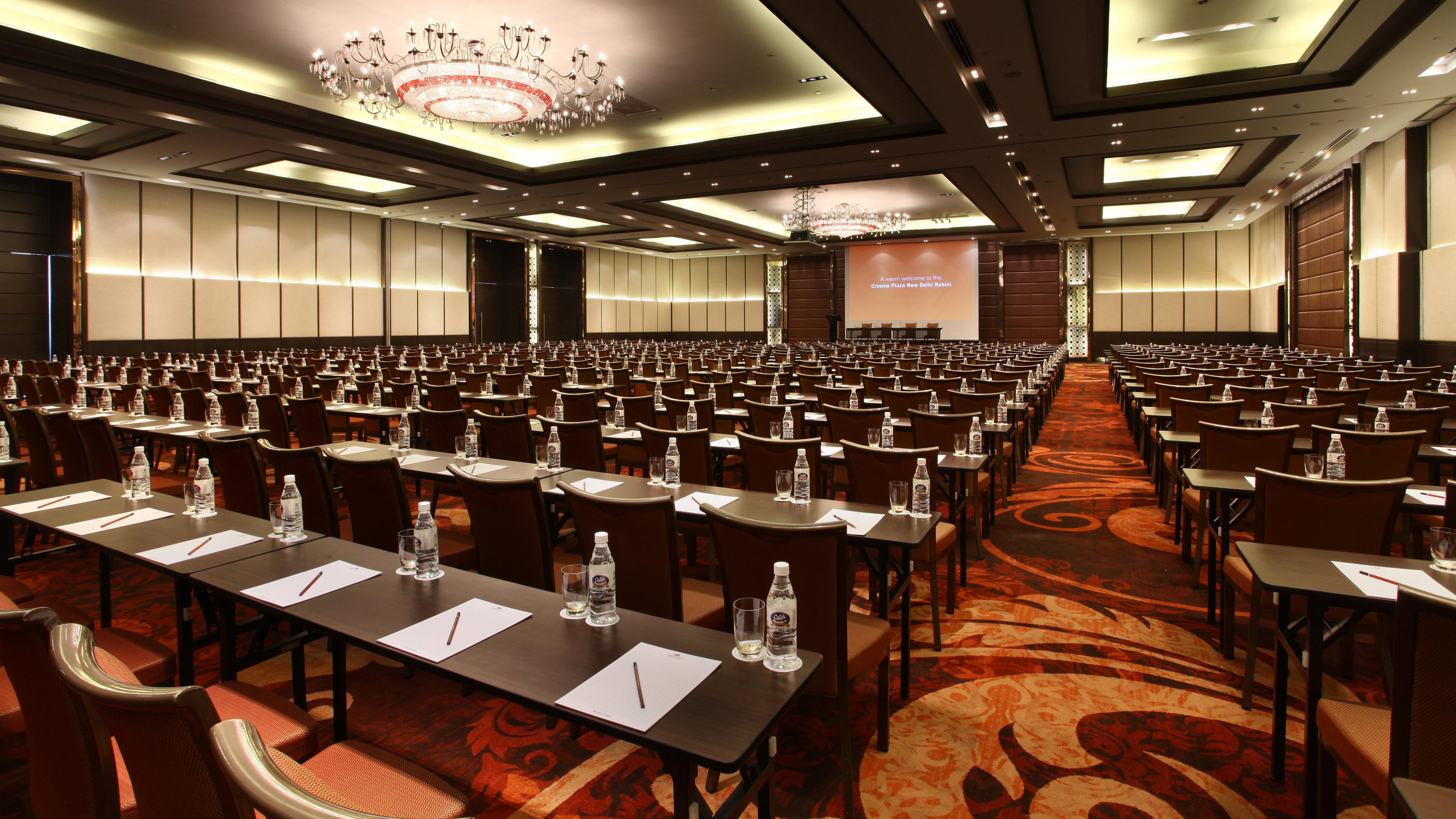 Crowne Plaza New Delhi Rohini By Ihg Hotel Buitenkant foto