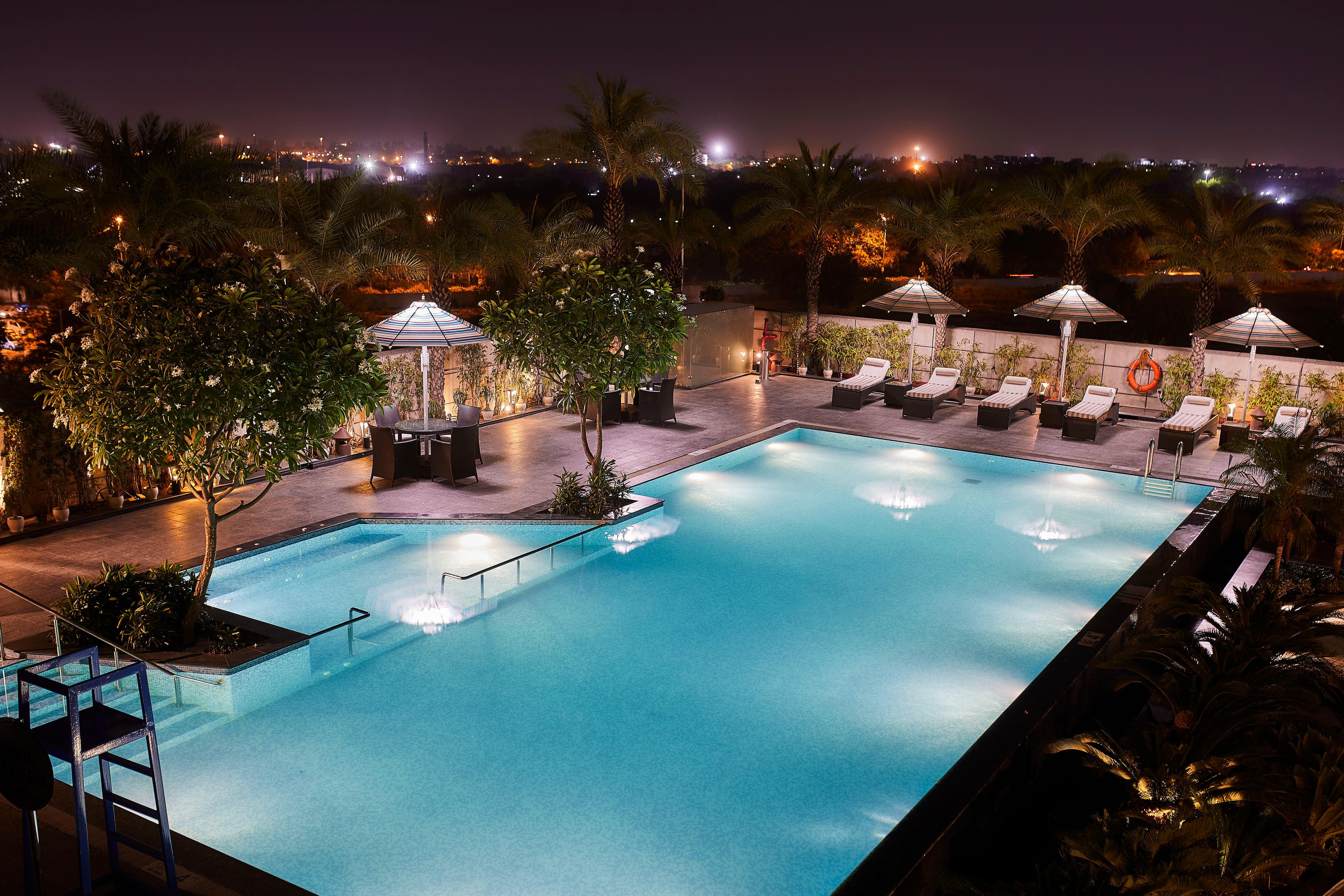 Crowne Plaza New Delhi Rohini By Ihg Hotel Buitenkant foto