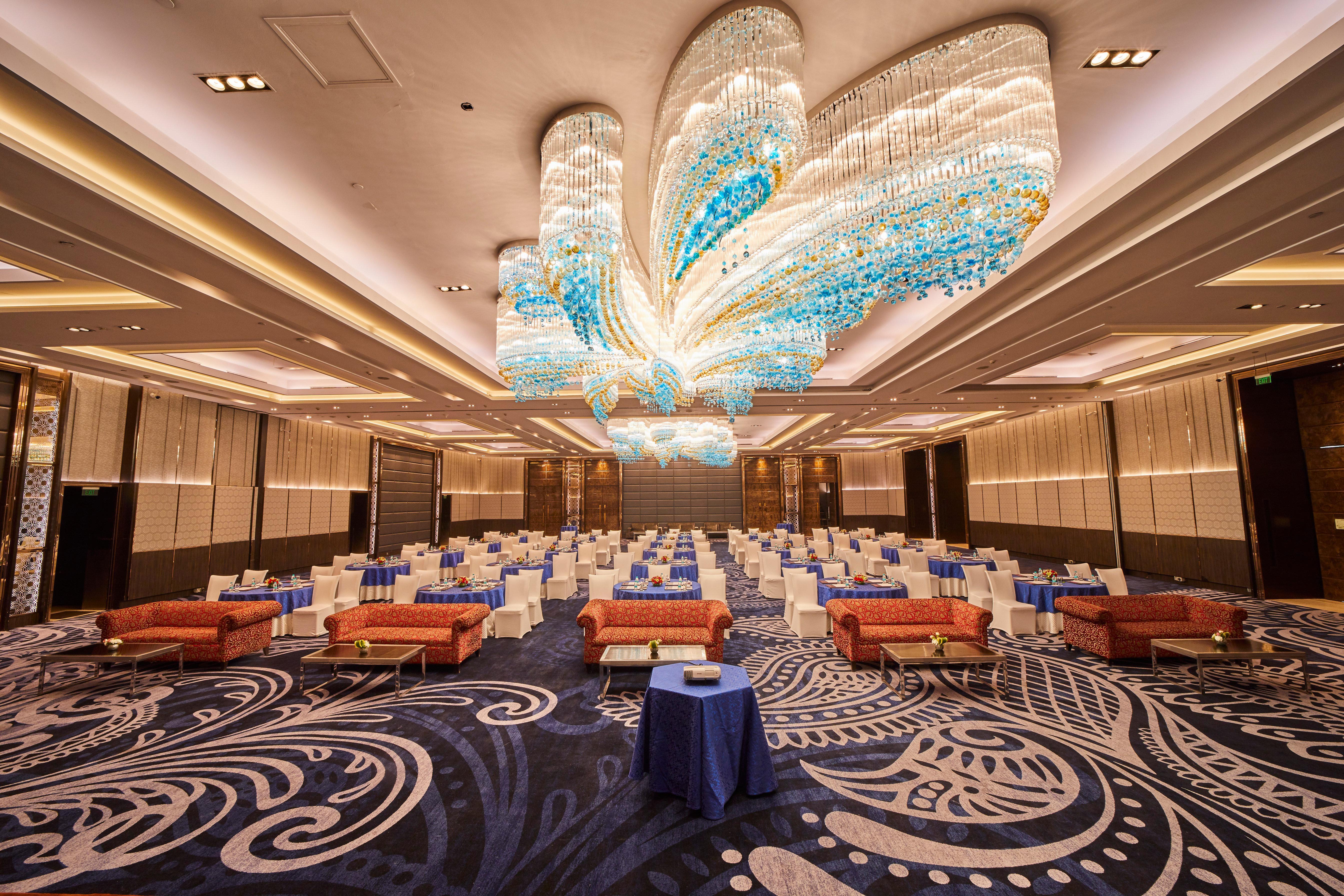 Crowne Plaza New Delhi Rohini By Ihg Hotel Buitenkant foto