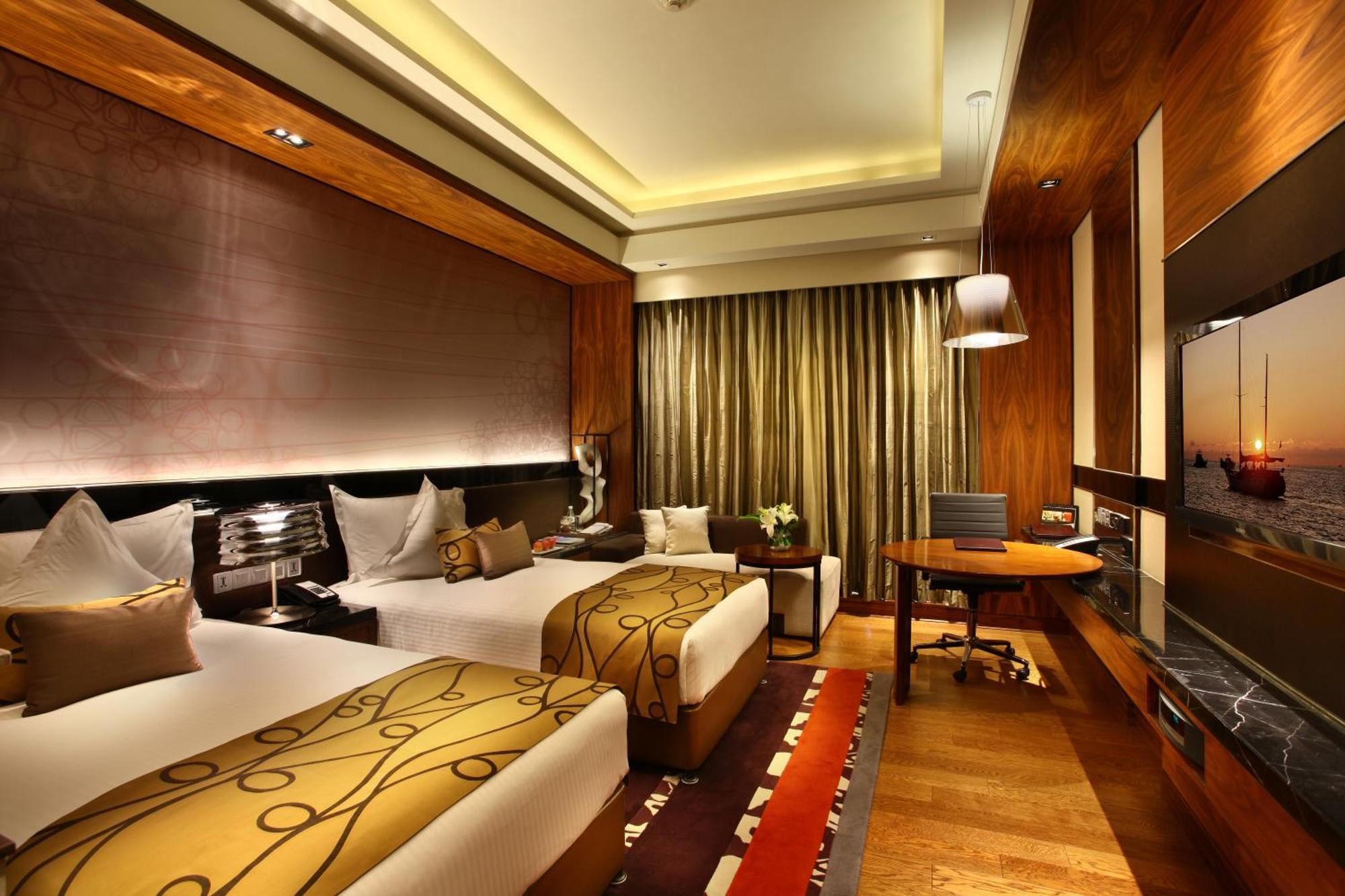 Crowne Plaza New Delhi Rohini By Ihg Hotel Buitenkant foto