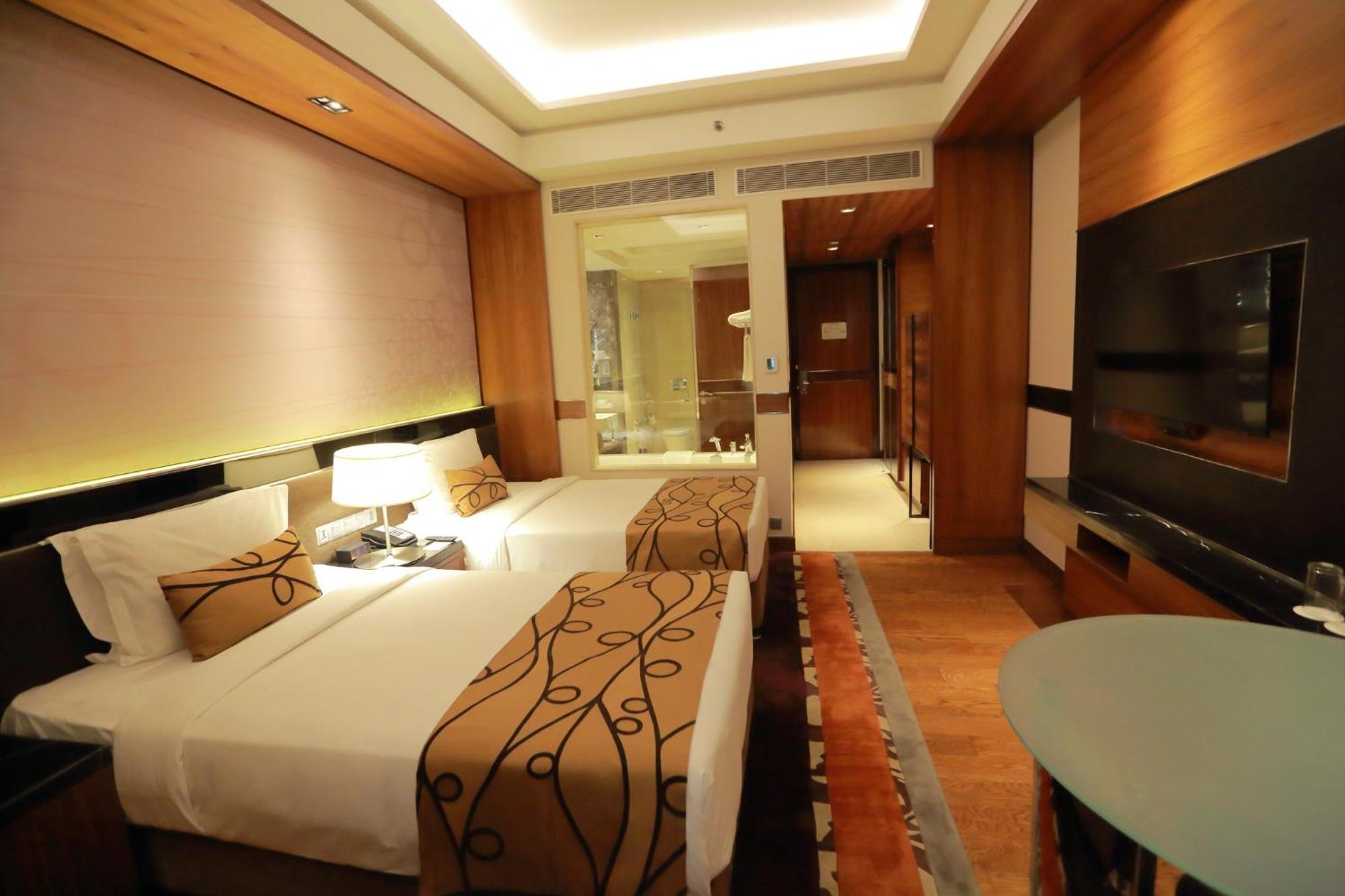 Crowne Plaza New Delhi Rohini By Ihg Hotel Buitenkant foto